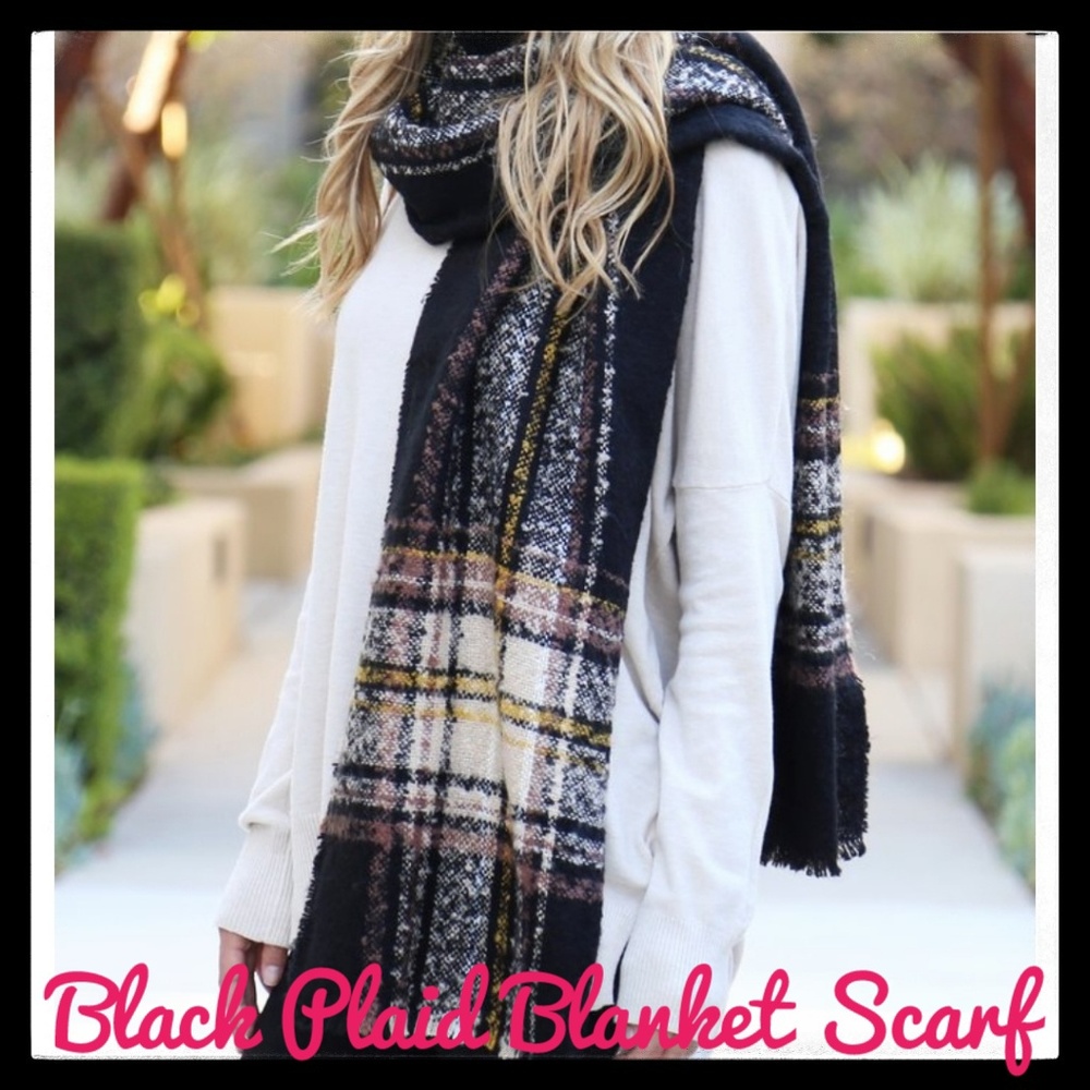 Scarf, Black Plaid Blanket, NIP